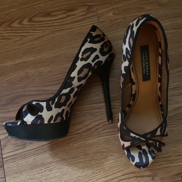Zara Satin Leopards Peep Toe - Picture 2 of 7